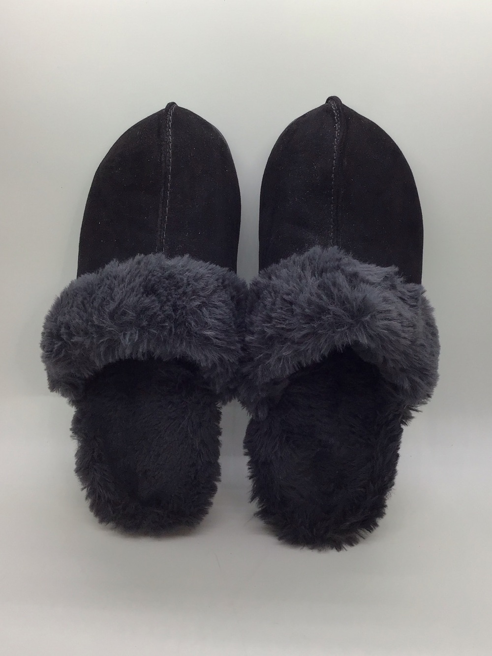 Women's Plush Faux-Fur Slip-On Slippers - Charcoal
